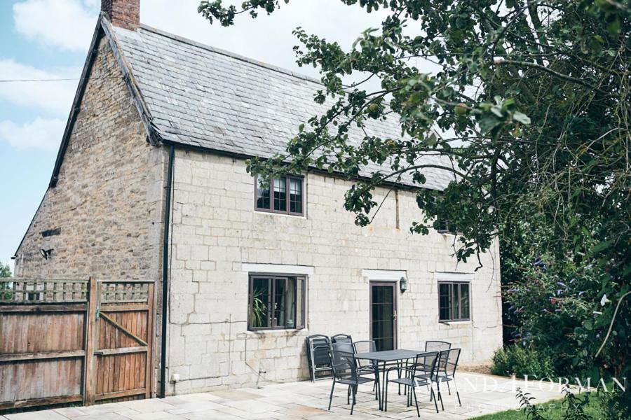 Rutland Water Courtyard Rooms Oakham Exterior photo